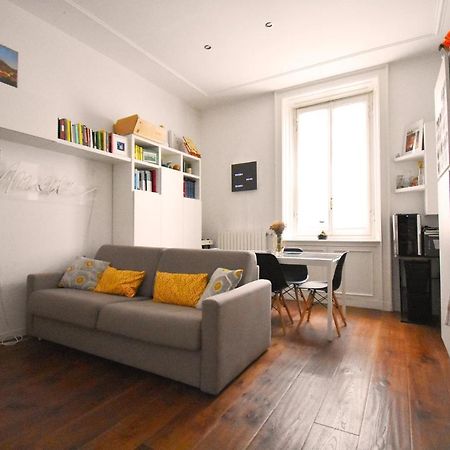 Corte Del 6 - Cozy Modern Flat Apartment มิลาน ภายนอก รูปภาพ