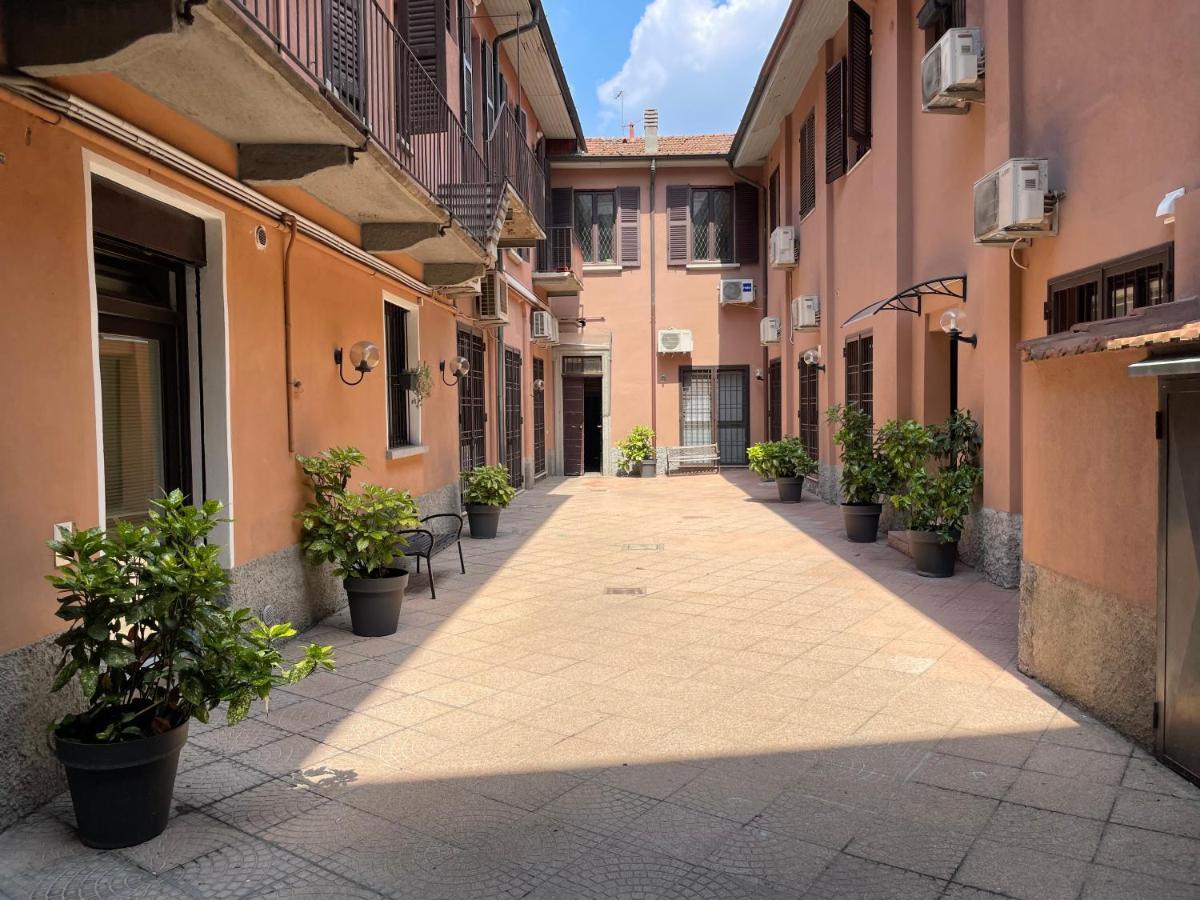 Corte Del 6 - Cozy Modern Flat Apartment มิลาน ภายนอก รูปภาพ